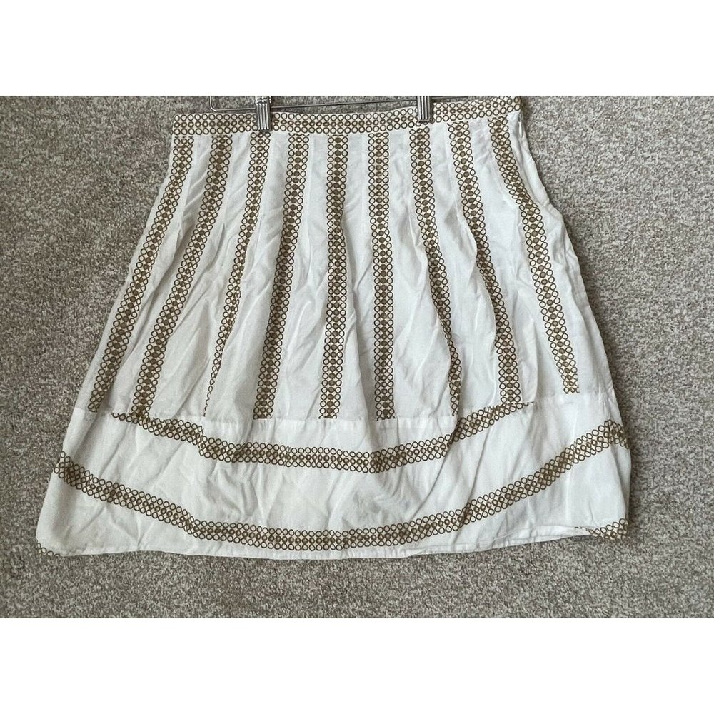 BCBG Maxazria White Boho Patterned Skirt Size 10
